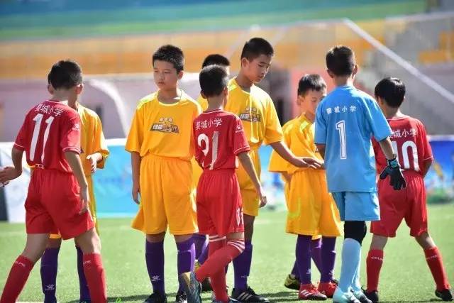 CBA全明星赛第二周球迷投票:郭艾伦反超曾凡博